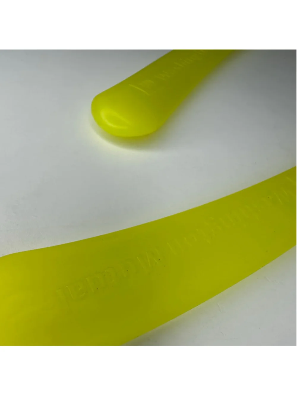 Vintage Washington Mutual Yellow Flower Shaped Salad Tongs Cooking Utensils